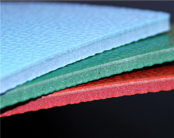 籃球地板比木地板有哪些優(yōu)勢(shì)？